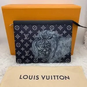 LOUIS VUITTON ライオン グラフィック Louis Vuitton | Bags | Louis Vuitton Chapman Brother Lion Pochette